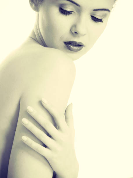 istock Beautiful woman face and shoulder 908590128