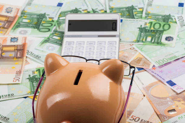 istock Calculating Euro Taxes 908593456