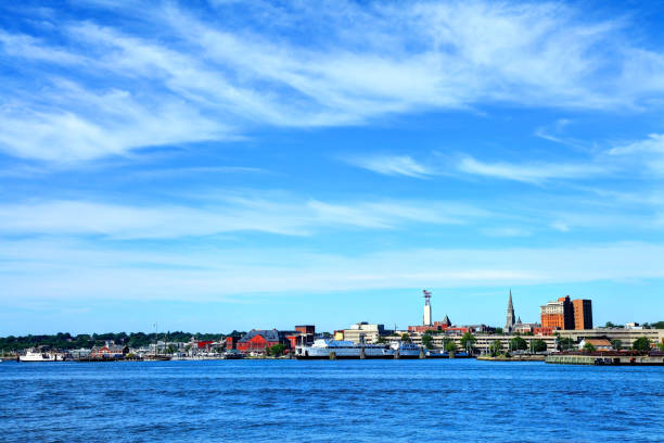 istock Downtown New London Connecticut Skyline 908604970