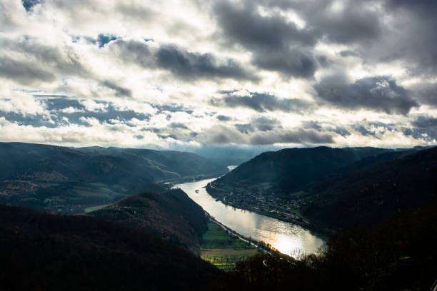 istock Valley of River Danube in Austria 908624916