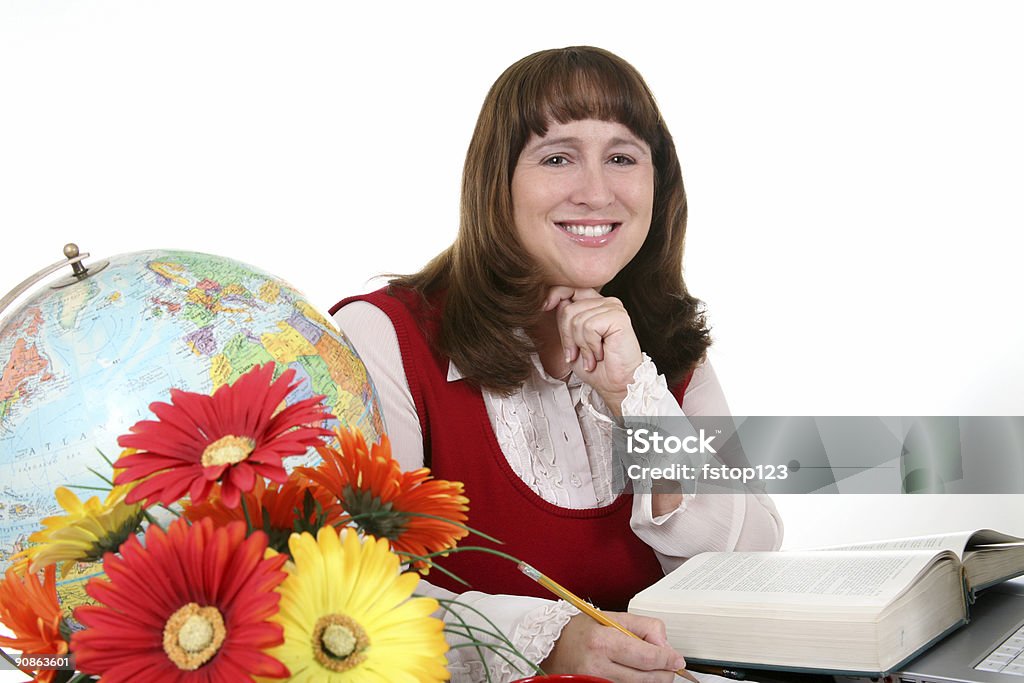 Estudiante y profesor en escritorio con libros mundo flores - Foto de stock de Adulto libre de derechos