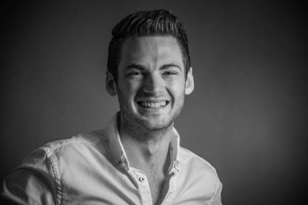 istock Portrait of a smart man 908675740