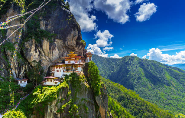 świątynia na szczycie świata - taktsang monastery obrazy zdjęcia i obrazy z banku zdjęć