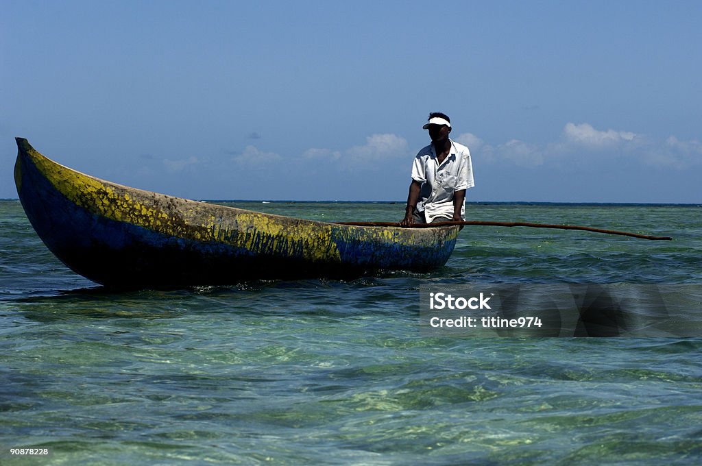 Piroge Mann - Lizenzfrei Madagaskar Stock-Foto