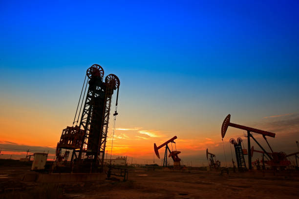 istock The oil pump, industrial equipment 908927884