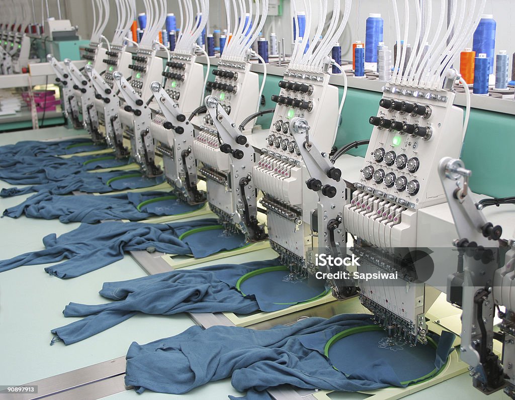 Bordado - Foto de stock de Fábrica textil libre de derechos