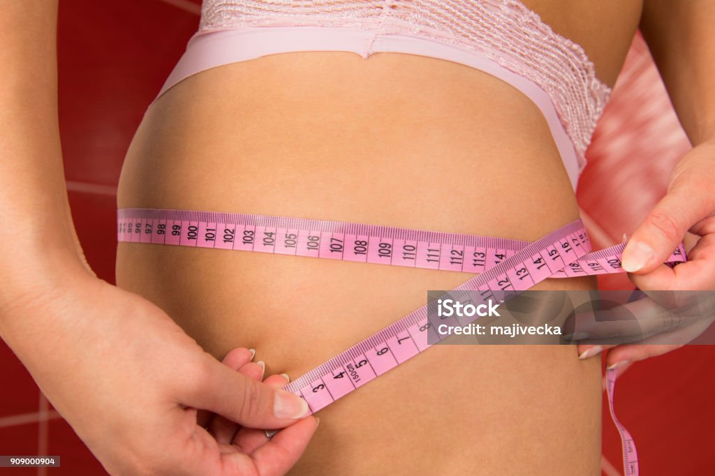 фотографирует свою попку