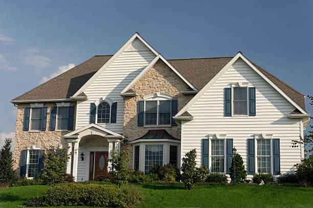 istock Residential Suburban Home 2 90904593