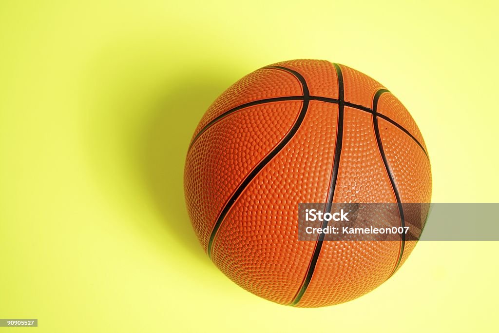 베스킷볼 옐로우 배경 - 로열티 프리 농구-팀 스포츠 스톡 사진