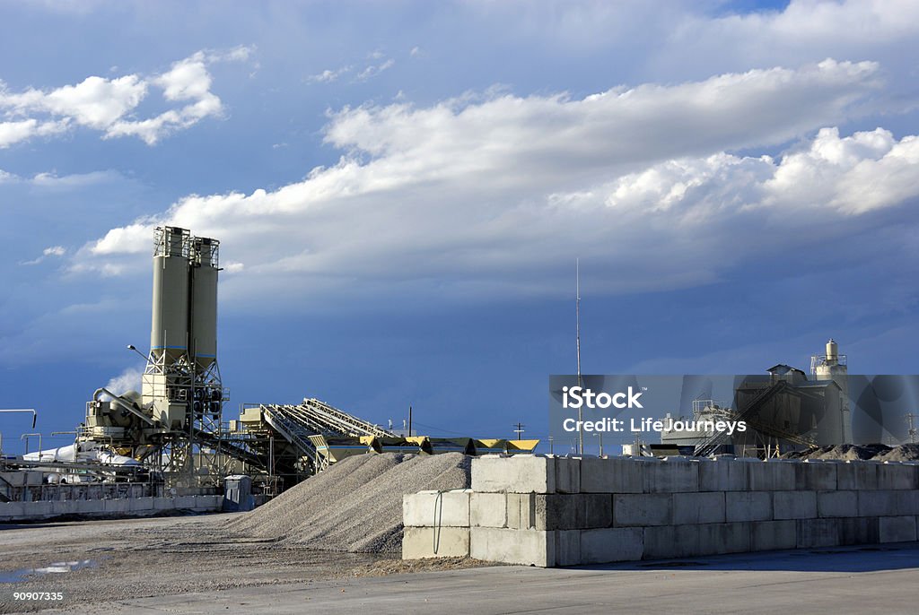 Usine de l'industrie-béton - Photo de Ciment libre de droits