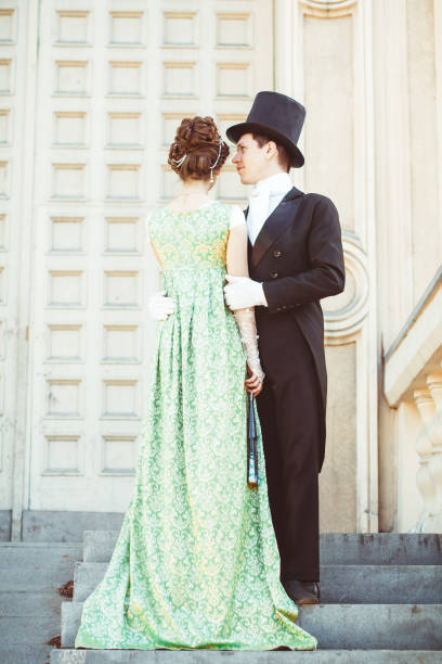 istock couple in evening clothes 909104914