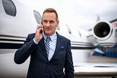 mann-am-flughafen.jpg?b=1&s=170x170&k=20&c=Y06XoCQI_S-ZPCG0HynLcR5RH_QkPAfDabZKfvAtoq8=
