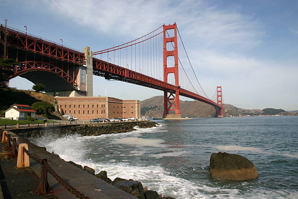 puente golden gate - gold gate bridge san francisco county fotografías e imágenes de stock