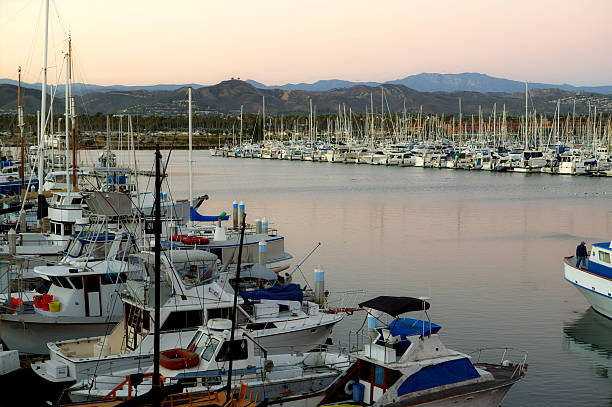 barcos e navios em ventura harbor, ca - duvall - fotografias e filmes do acervo