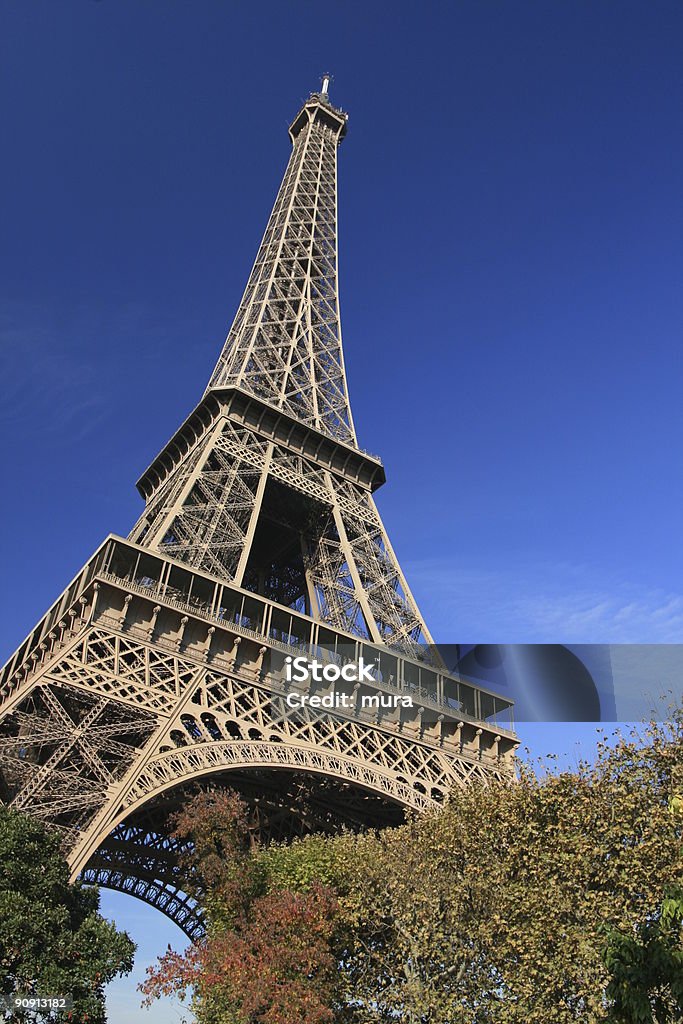 Torre Eiffel, Paris, França - Foto de stock de Alto - Descrição Geral royalty-free