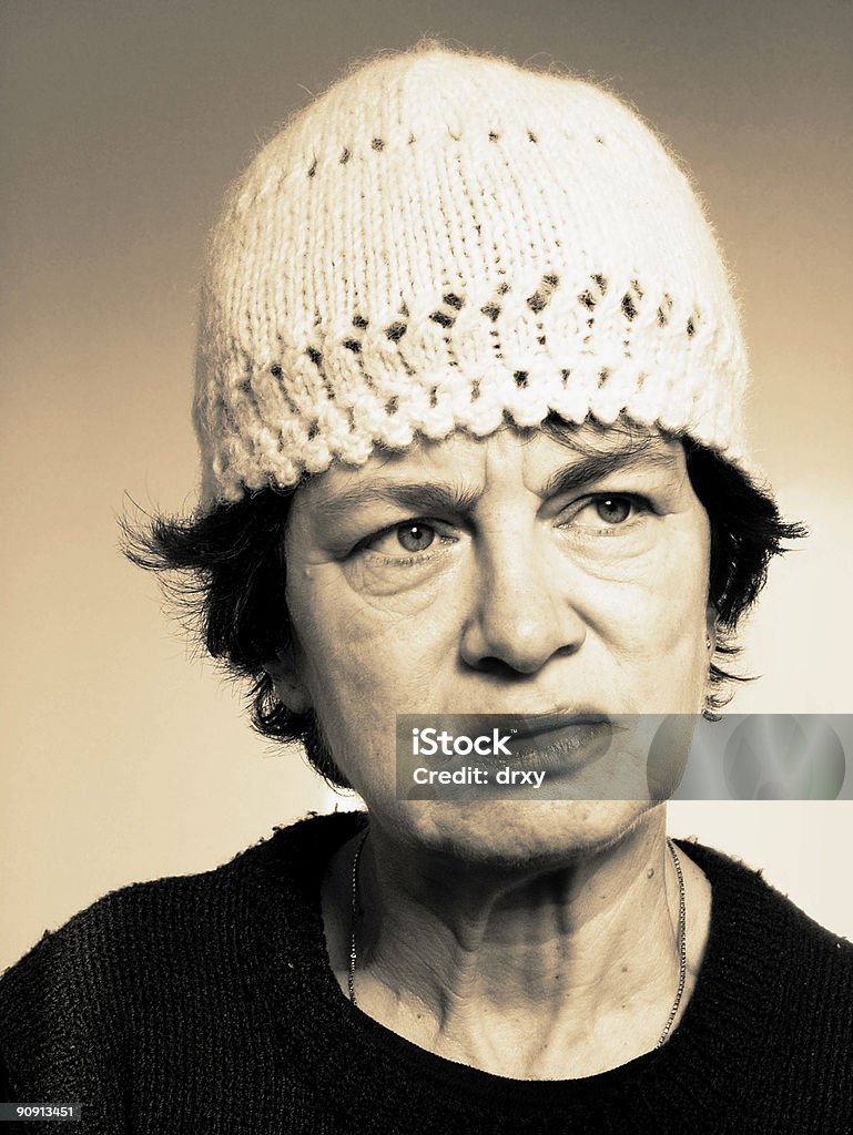 Старая женщина Портрет - Стоковые фото 50-59 лет роялти-фри