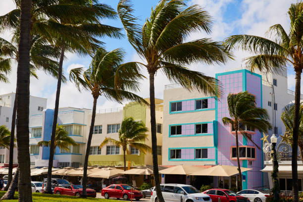 istock Miami Beach Ocean boulevard Art Deco Florida 909187666