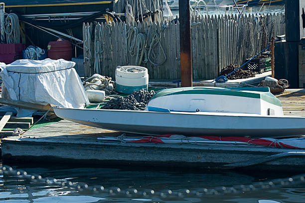 puerto serie - rowboat dinghy nautical vessel nautical equipment fotografías e imágenes de stock