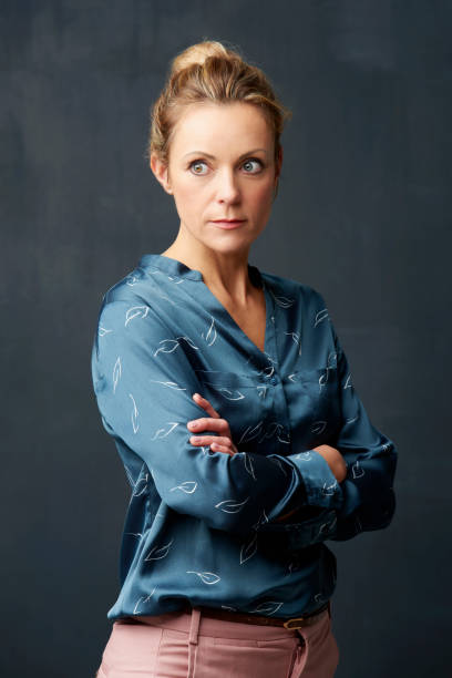 istock Beautiful middle aged woman portrait 909197186