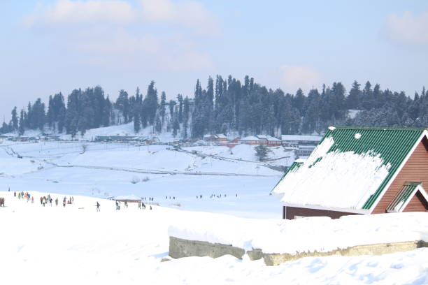istock snowy cover hill 909222582