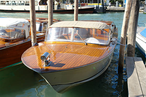 istock Water taxi 90922461