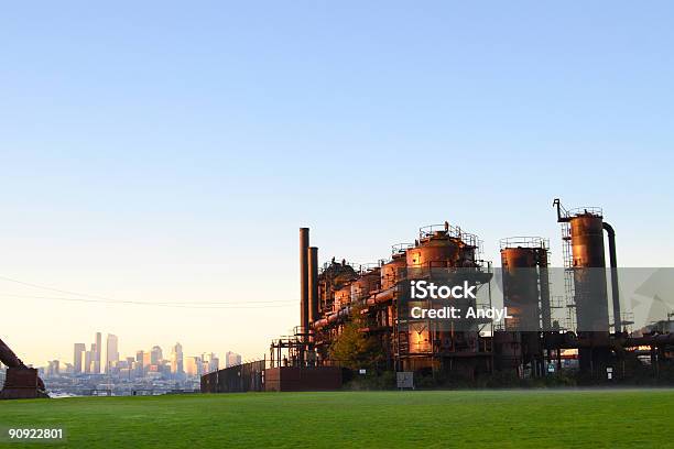 Photo libre de droit de Gasworks Park Et Le Centreville De Seattle banque d'images et plus d'images libres de droit de Agence de protection de l'environnement - Agence de protection de l'environnement, Bleu, Ciel