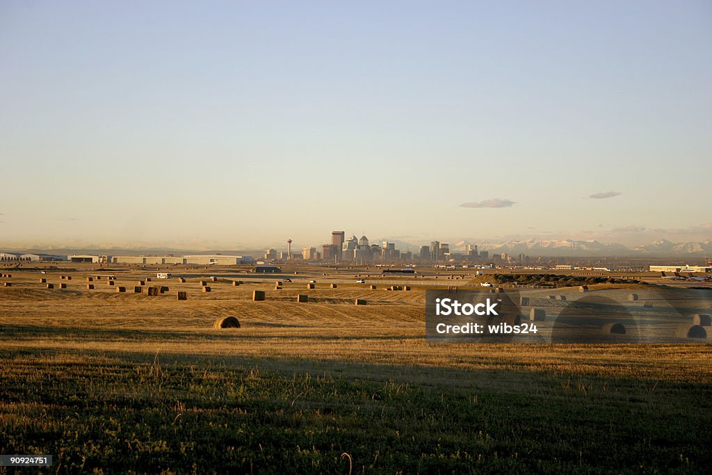 Soddisfa rurale e urbano Calgary - Foto stock royalty-free di Calgary