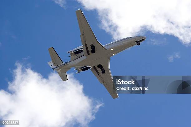 O Plano 6 - Fotografias de stock e mais imagens de Acender - Acender, Avião, Avião Comercial