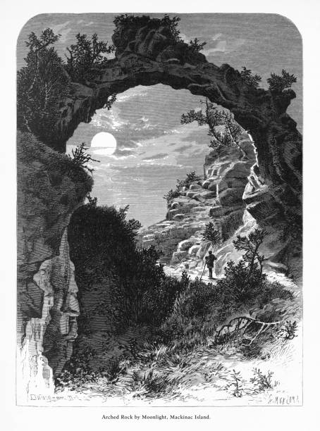 illustrations, cliparts, dessins animés et icônes de moonlight sur victorian américain rock arquée, l’île mackinac, michigan, états-unis, gravure, 1872 - antique engraved image moonlight night