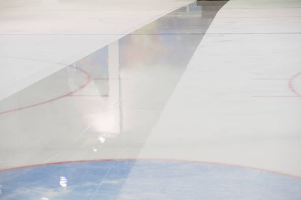 istock Hockey Rink Face Off 909294340