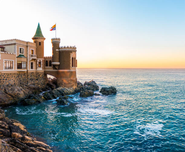 Castillo Wulff in Vina del Mar, Chile A historic castle overlooking the sea in Vina del Mar, Chile groyne photos stock pictures, royalty-free photos & images