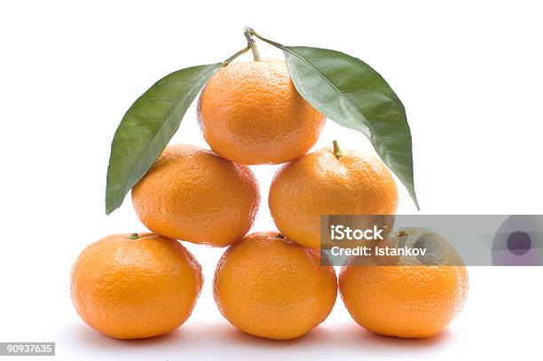 Mandarinen Bilden Pyramide Stockfoto und mehr Bilder von Blatt - Pflanzenbestandteile - Blatt - Pflanzenbestandteile, Eleganz, Erfrischung