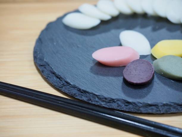 istock Korean food, Five colors Bar rice cake 909378302
