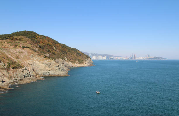 istock Igidae park coastline and Haeundae district in Busan 909380670