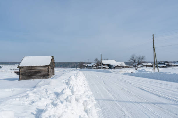 istock Image of Russian village in winter time 909381436