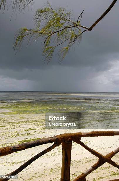 Foto de Nuvens De Chuva e mais fotos de stock de Chuva - Chuva, Zanzibar, Chuva Torrencial