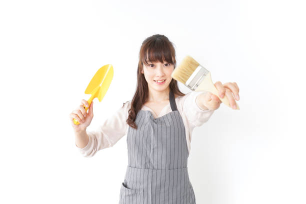 istock DIY woman imge 909419492