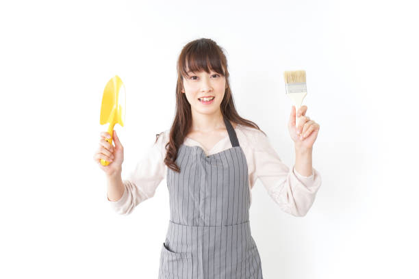 istock DIY woman imge 909419502