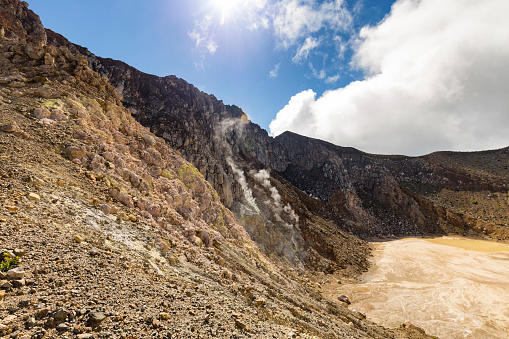 Respiraderos hidrotérmicos en el cráter del Monte Egon photo