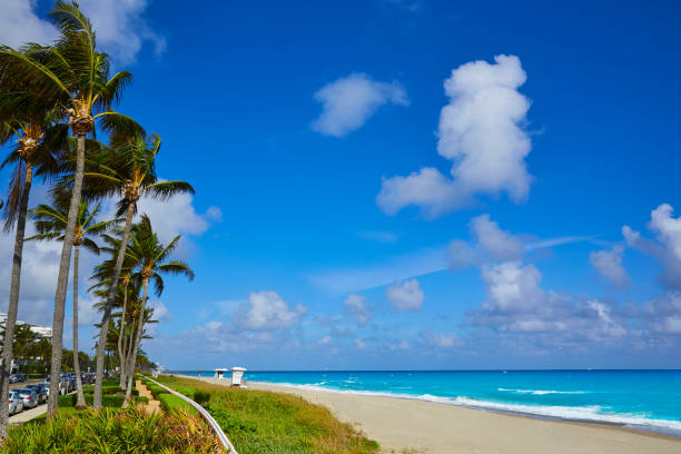 istock Palm Beach beach coastline Florida US 909462974