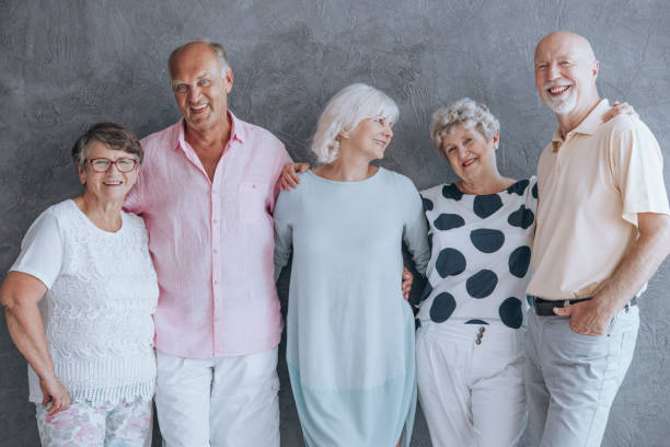 istock Seniors in room 909475746