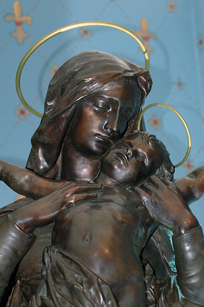 istock Virgin and Child 2- closeup 90947879