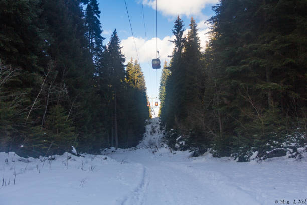 Gondola lift in Borovets