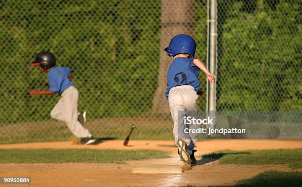 野球の試合 - 野球のストックフォトや画像を多数ご用意 - 野球, 野球ボール, 塁