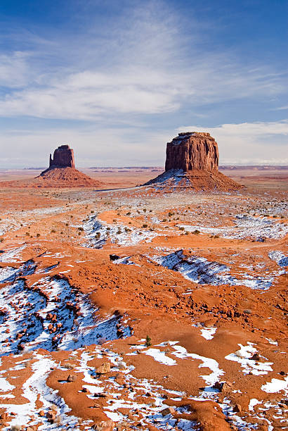 620+ Monument Valley With Snow Stock Photos, Pictures & Royalty-Free ...