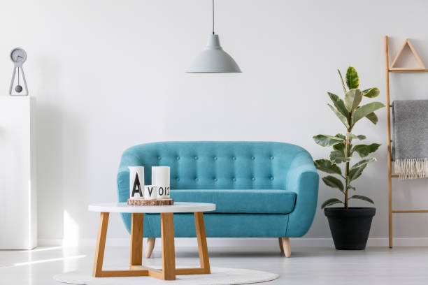 istock Simple blue living room 909538654