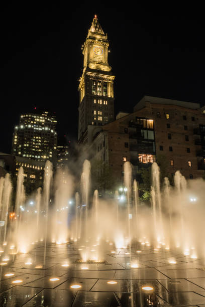 istock Custom House Tower Looms Behind Fountain 909591806