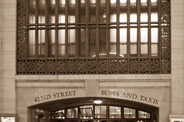 istock Grand Central Station New York 909605806