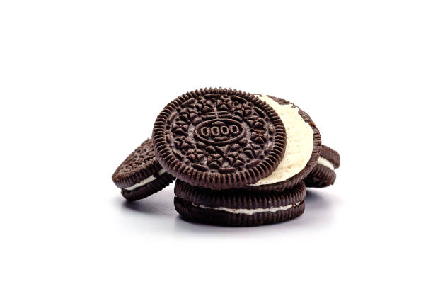 istock Chocolate Cookies on white background 909613286