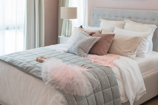 istock classic bedroom style with set of pillows 909617306